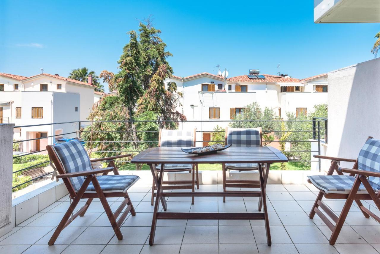 #Luxlikehome Pefkohori Del Sol Maisonette Екстер'єр фото